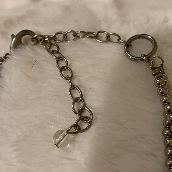 Double strand blue beads medallion statement necklace - Picture 7 of 7